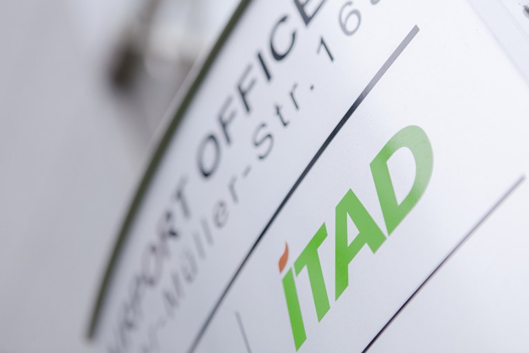ITAD-905.jpg